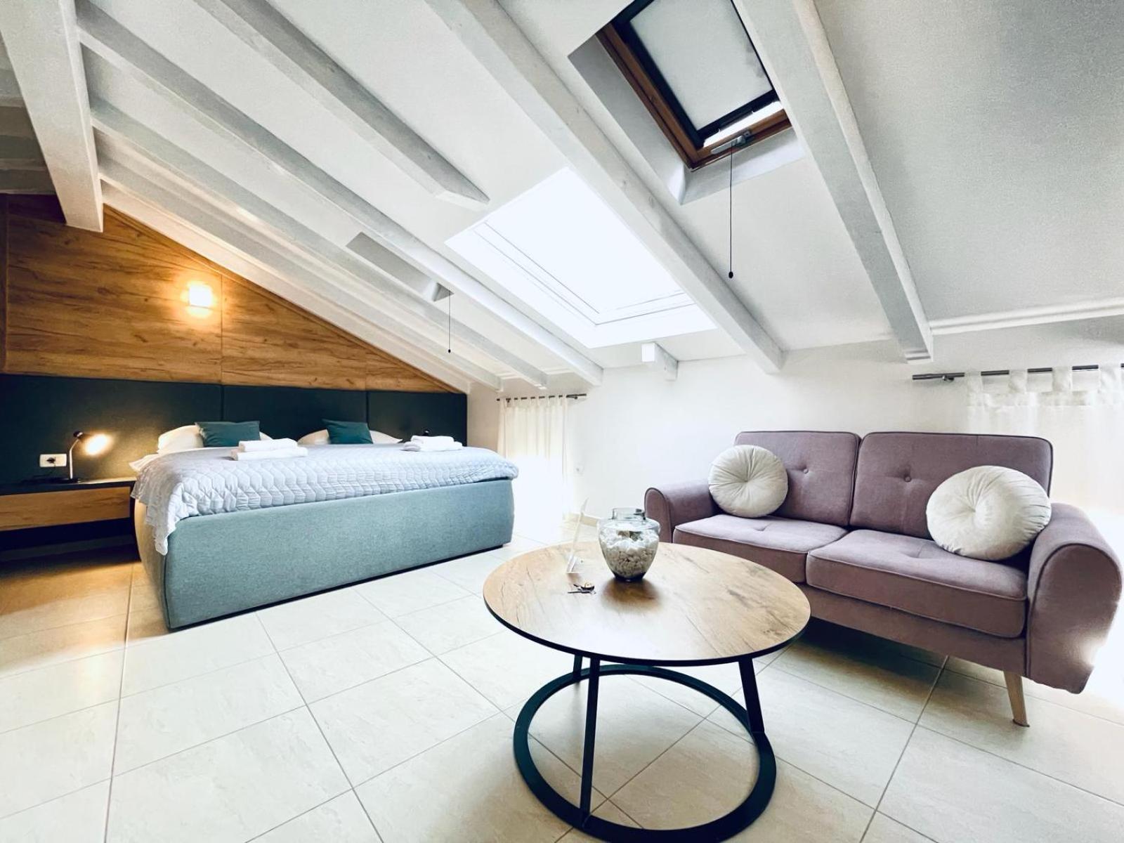 Fazana City Rooms With Free Parking Exterior photo