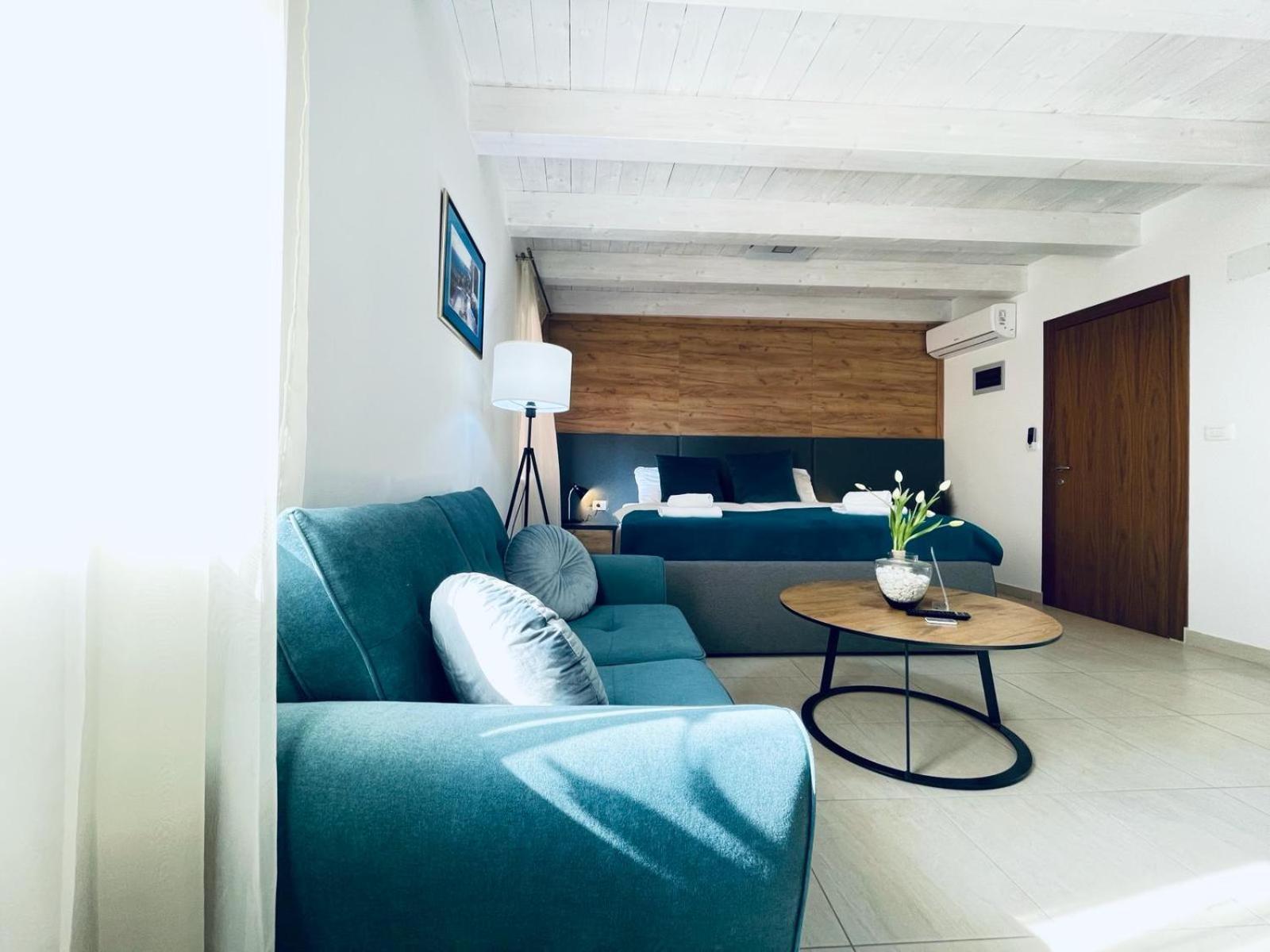 Fazana City Rooms With Free Parking Exterior photo